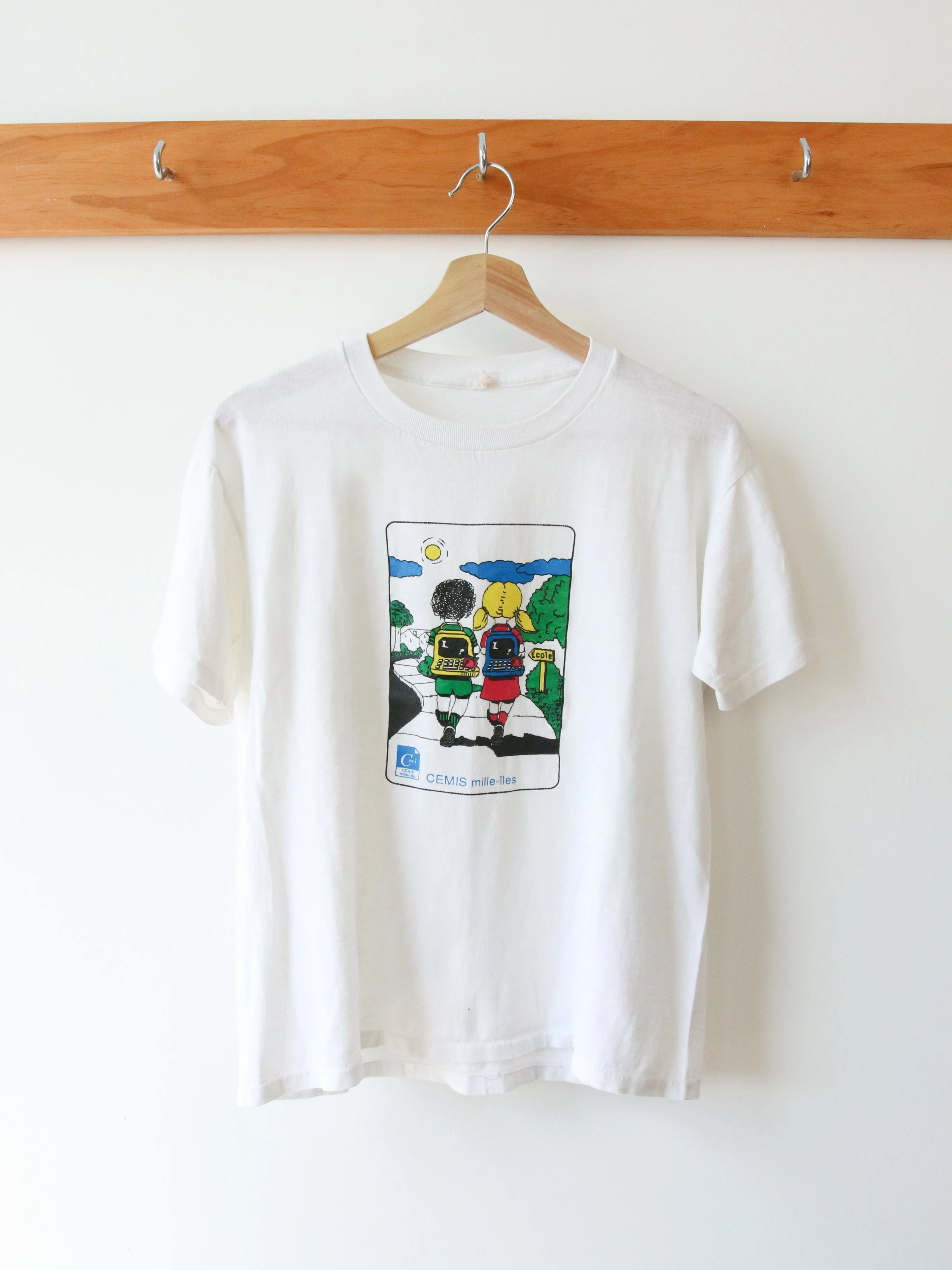 Vintage French L'école Primaire T-shirt
